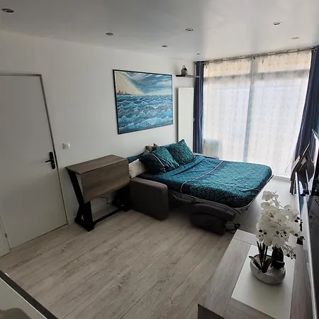 Apartment F1 Confort Centre Beaumont-sur-Oise